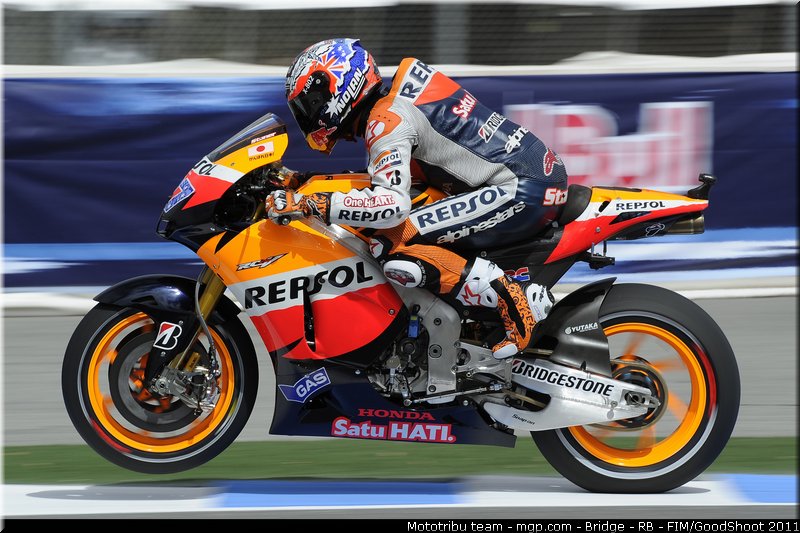 motogp_stoner_007_usa_laguna_seca_2011