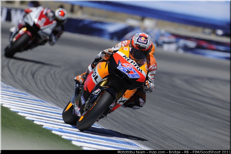 motogp_stoner_026_usa_laguna_seca_2011