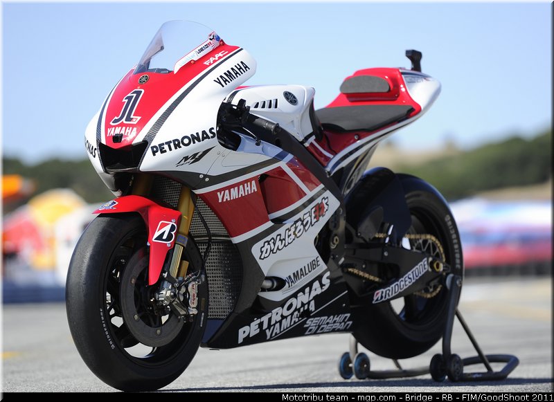 motogp_yamaha_003_usa_laguna_seca_2011