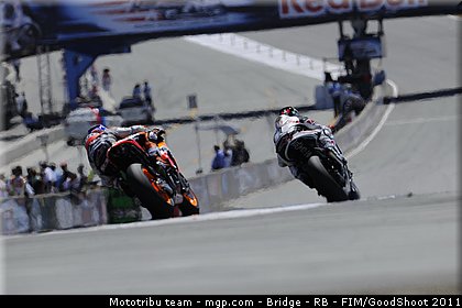 motogp_067_usa_laguna_seca_2011.jpg