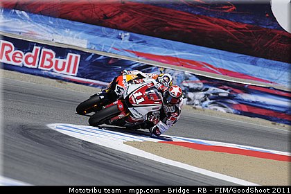 motogp_074_usa_laguna_seca_2011.jpg
