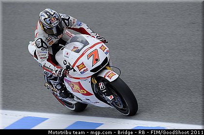 motogp_aoyama_011_usa_laguna_seca_2011.jpg