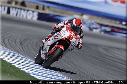 motogp_barbera_023_usa_laguna_seca_2011.jpg