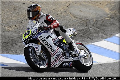 motogp_bostrom_003_usa_laguna_seca_2011.jpg