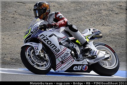 motogp_bostrom_004_usa_laguna_seca_2011.jpg