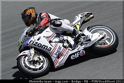 motogp_bostrom_006_usa_laguna_seca_2011.jpg