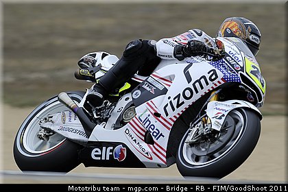 motogp_bostrom_012_usa_laguna_seca_2011.jpg