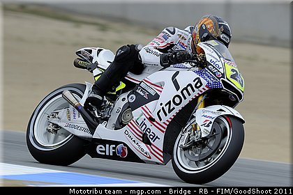 motogp_bostrom_017_usa_laguna_seca_2011.jpg