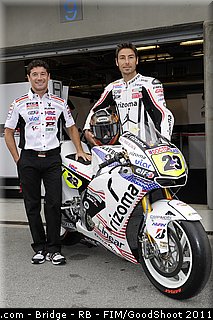 motogp_bostrom_022_usa_laguna_seca_2011.jpg