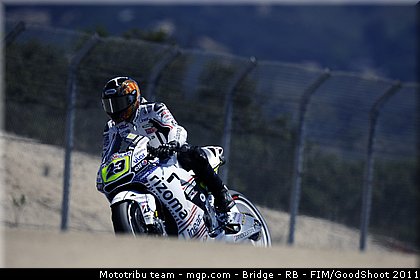 motogp_bostrom_025_usa_laguna_seca_2011.jpg