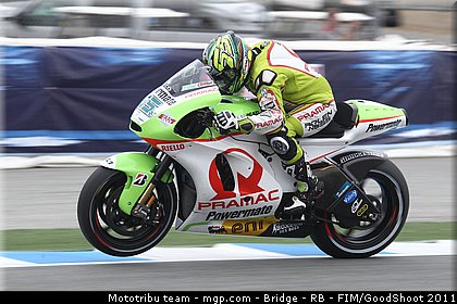 motogp_capirossi_007_usa_laguna_seca_2011.jpg