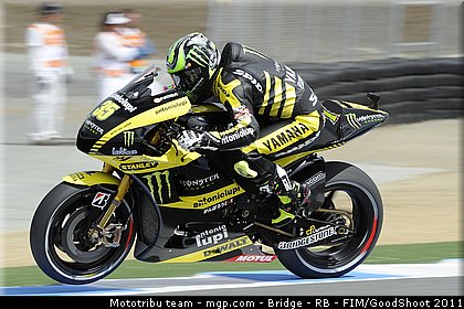 motogp_crutchlow_001_usa_laguna_seca_2011.jpg