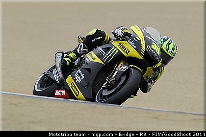 motogp_crutchlow_012_usa_laguna_seca_2011.jpg