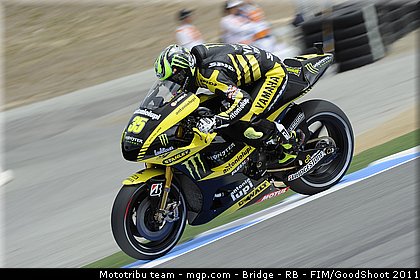 motogp_crutchlow_026_usa_laguna_seca_2011.jpg