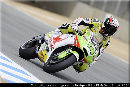 motogp_depuniet_004_usa_laguna_seca_2011.jpg