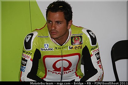 motogp_depuniet_008_usa_laguna_seca_2011.jpg