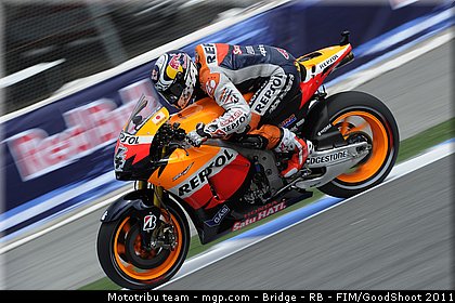 motogp_dovizioso_004_usa_laguna_seca_2011.jpg