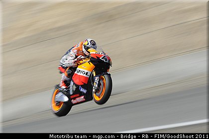 motogp_dovizioso_009_usa_laguna_seca_2011.jpg