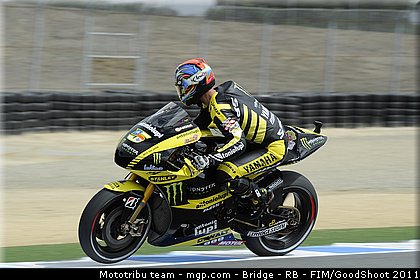 motogp_edwards_001_usa_laguna_seca_2011.jpg