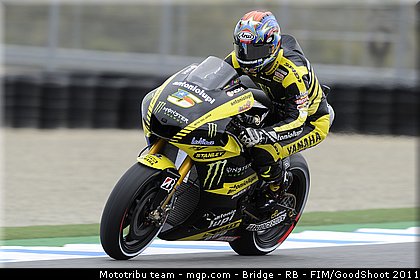 motogp_edwards_003_usa_laguna_seca_2011.jpg