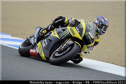 motogp_edwards_008_usa_laguna_seca_2011.jpg