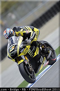 motogp_edwards_026_usa_laguna_seca_2011.jpg