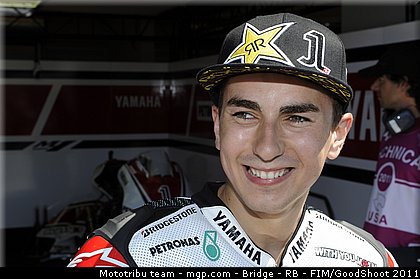 motogp_lorenzo_011_usa_laguna_seca_2011.jpg