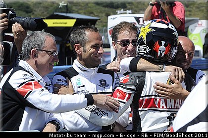 motogp_lorenzo_014_usa_laguna_seca_2011.jpg
