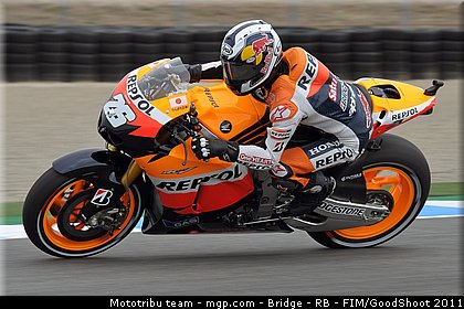 motogp_pedrosa_014_usa_laguna_seca_2011.jpg
