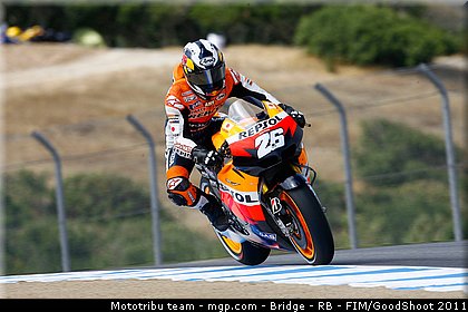 motogp_pedrosa_022_usa_laguna_seca_2011.jpg