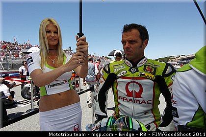 motogp_pitbabe_026_usa_laguna_seca_2011.jpg