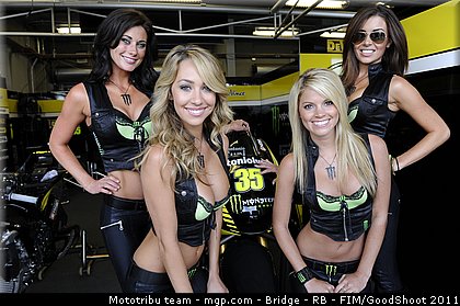 motogp_pitbabe_035_usa_laguna_seca_2011.jpg