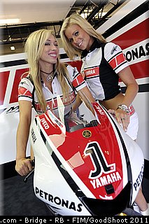 motogp_pitbabe_036_usa_laguna_seca_2011.jpg