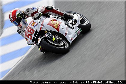motogp_simoncelli_005_usa_laguna_seca_2011.jpg