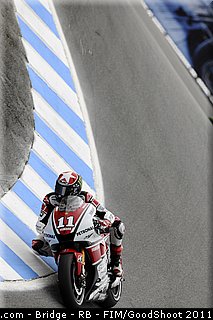 motogp_spies_007_usa_laguna_seca_2011.jpg