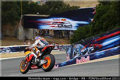 motogp_stoner_001_usa_laguna_seca_2011.jpg