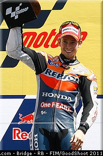 motogp_stoner_004_usa_laguna_seca_2011.jpg