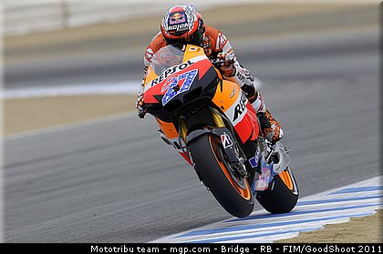 motogp_stoner_013_usa_laguna_seca_2011.jpg