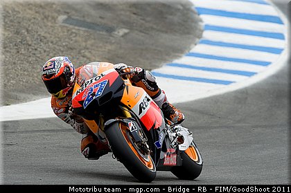 motogp_stoner_018_usa_laguna_seca_2011.jpg