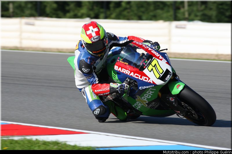 moto2_aegerter_003_republique_tcheque_brno_2011