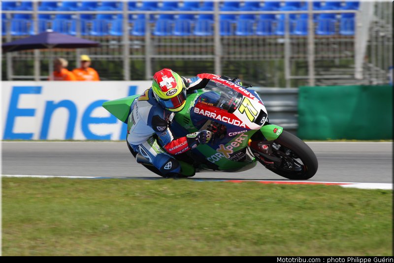moto2_aegerter_005_republique_tcheque_brno_2011