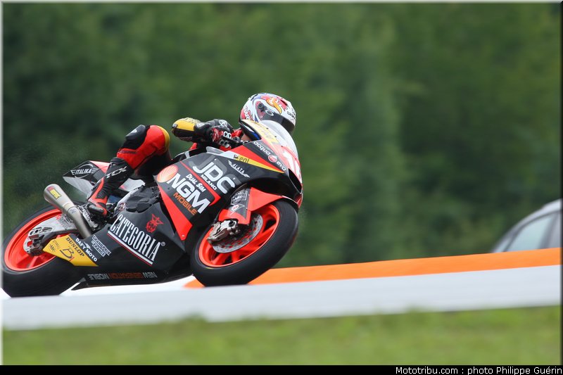 moto2_cluzel_007_republique_tcheque_brno_2011