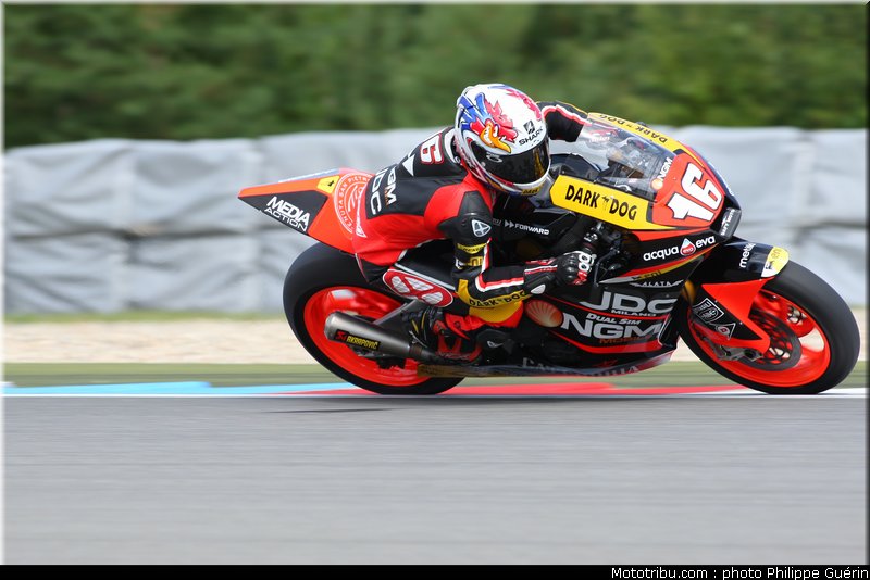moto2_cluzel_011_republique_tcheque_brno_2011