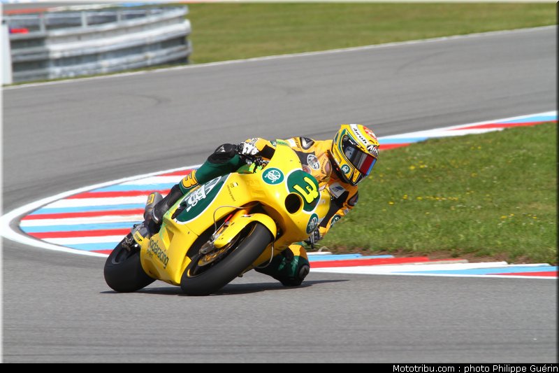 moto2_corsi_005_republique_tcheque_brno_2011