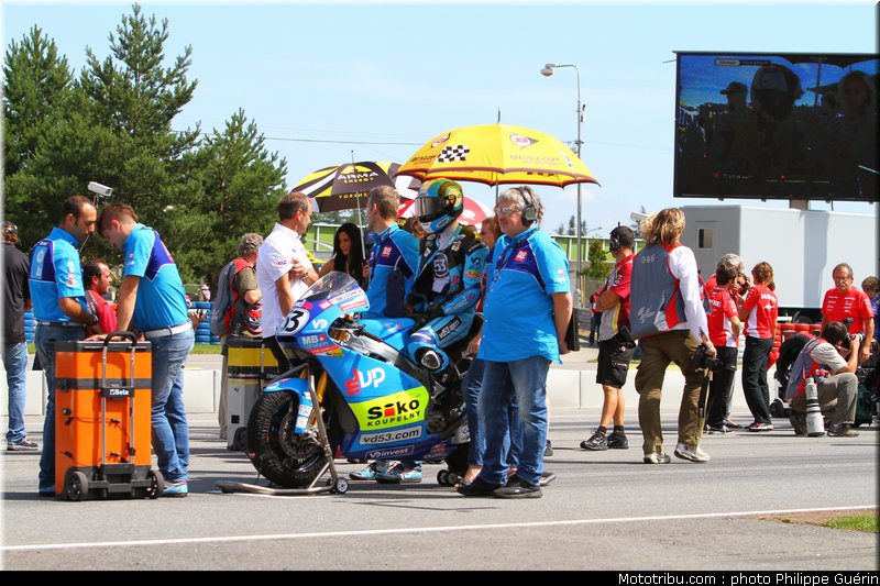 moto2_debise_001_republique_tcheque_brno_2011