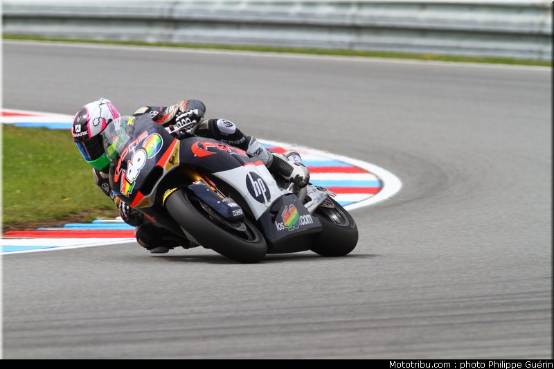 moto2_espargaro_a_002_republique_tcheque_brno_2011