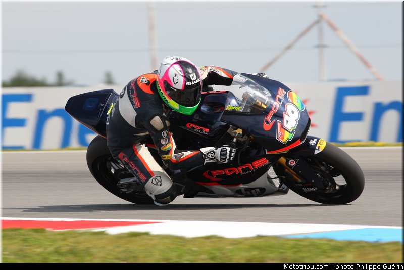 moto2_espargaro_a_004_republique_tcheque_brno_2011