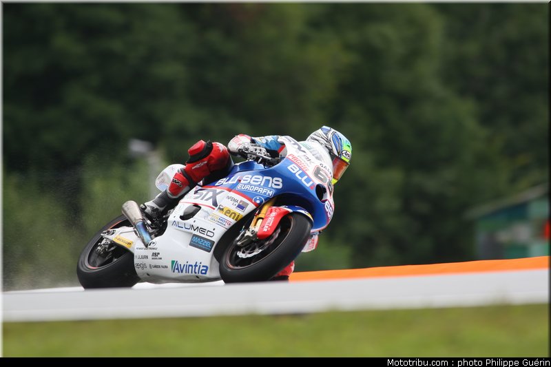 moto2_hernandez_y_001_republique_tcheque_brno_2011