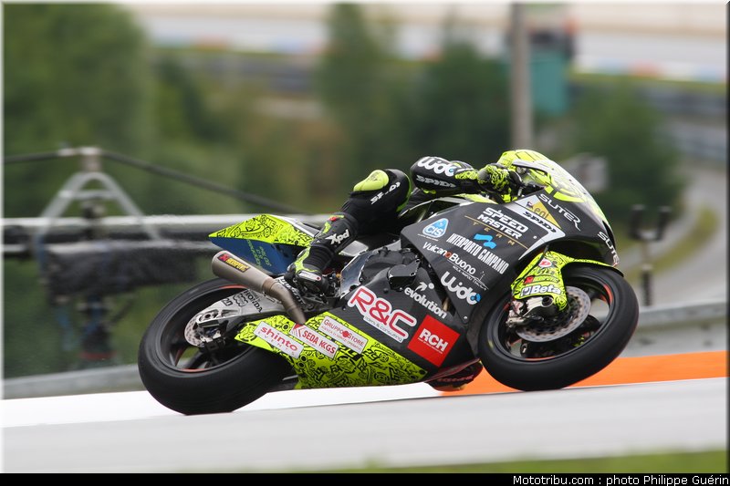moto2_iannone_002_republique_tcheque_brno_2011