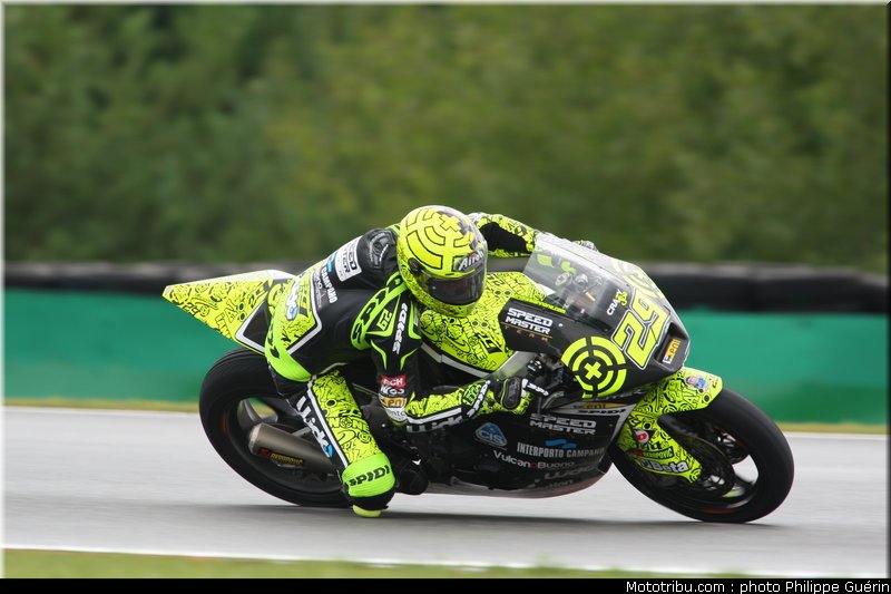 moto2_iannone_004_republique_tcheque_brno_2011